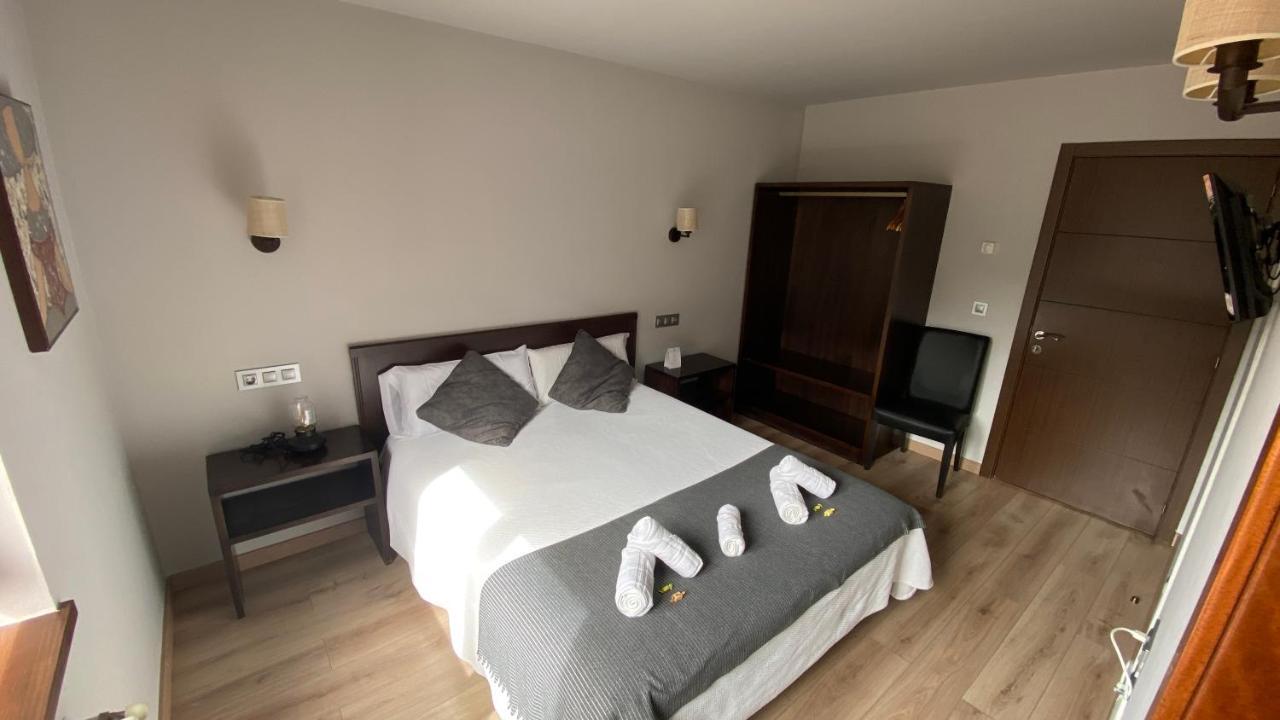 Hotel La Cuna Del Sella Oseja de Sajambre Eksteriør billede