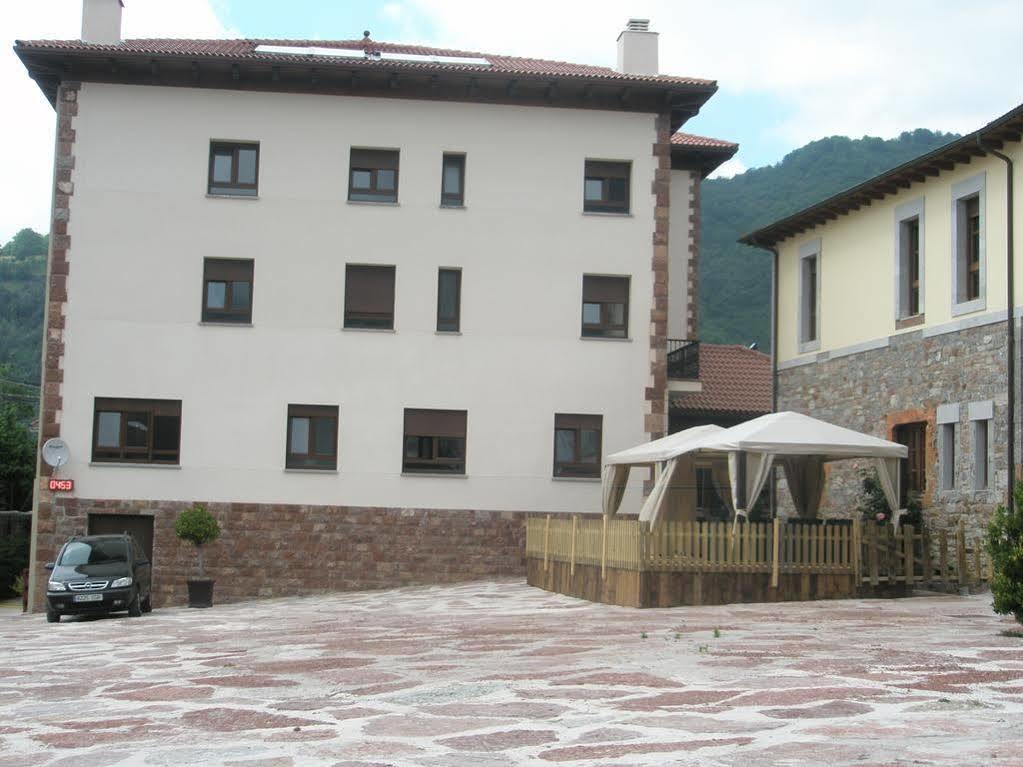 Hotel La Cuna Del Sella Oseja de Sajambre Eksteriør billede
