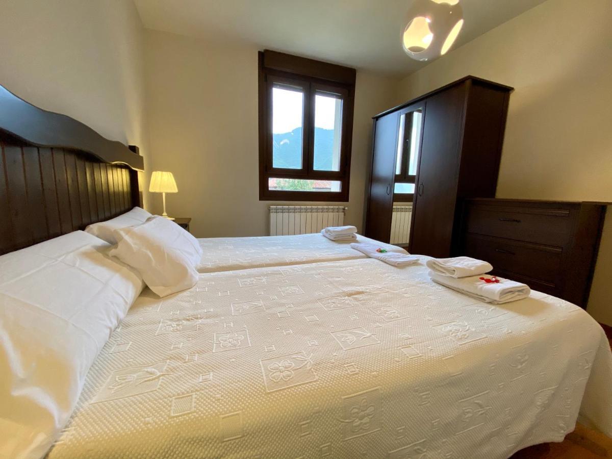 Hotel La Cuna Del Sella Oseja de Sajambre Eksteriør billede