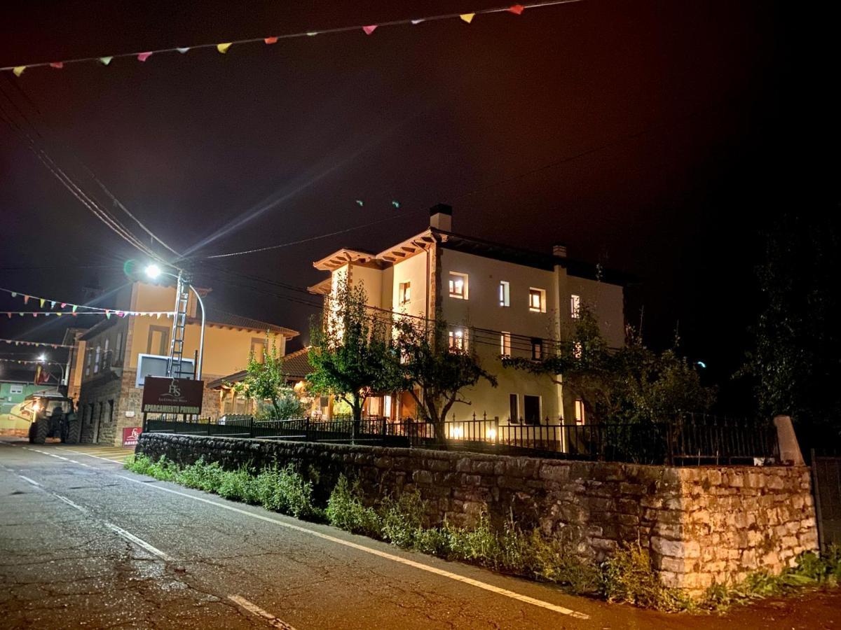 Hotel La Cuna Del Sella Oseja de Sajambre Eksteriør billede